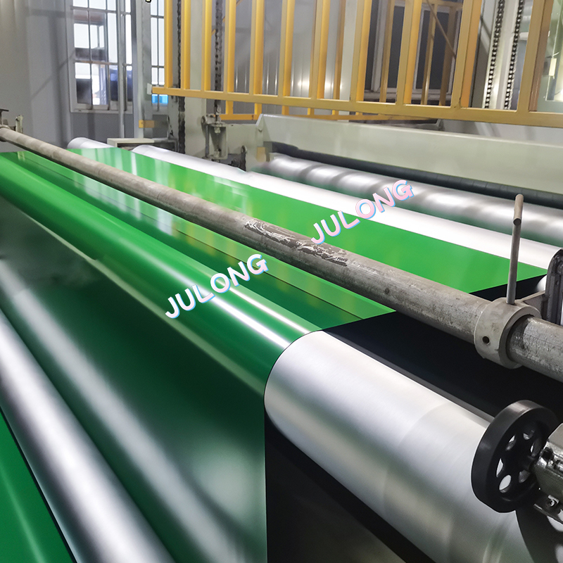 Tarp poliester untuk penutup kargo treler